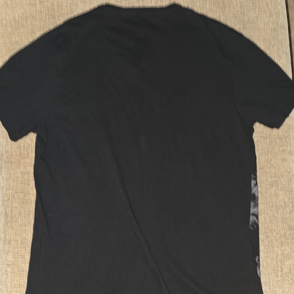 Guess Black and White Short Sleeve Tee Urban Style - Picture 5 of 5